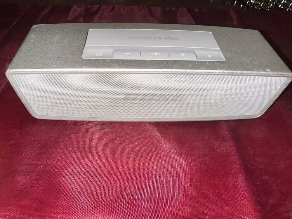 Bose SoundLink Mini Portable Bluetooth Speaker Silver